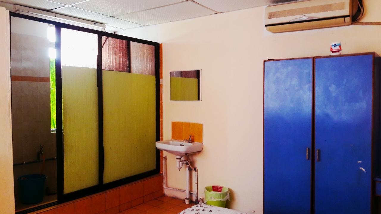 Hotel Makmur Kuantan Exteriör bild